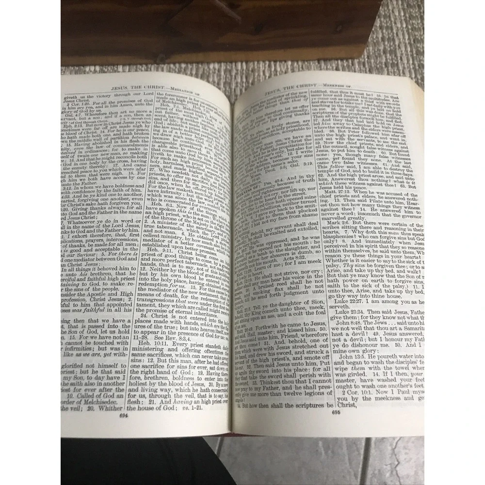 Nave's Topical Bible By Orville‎ J Nave